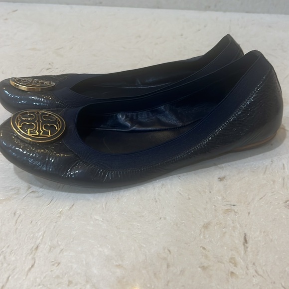 Navy Blue patent Caroline Tory Burch Flats size 8.5 - Picture 6 of 11